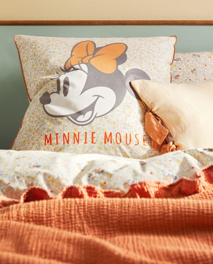 Almohadones Mickey/Minnie Zara Home $990 